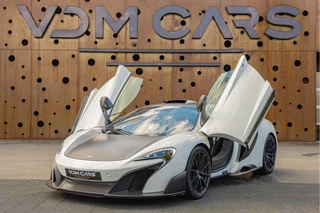 Hoofdafbeelding McLaren 675LT McLaren 675LT 3.8 | 1ste Owner | MSO Roof Scoop | Carbon |