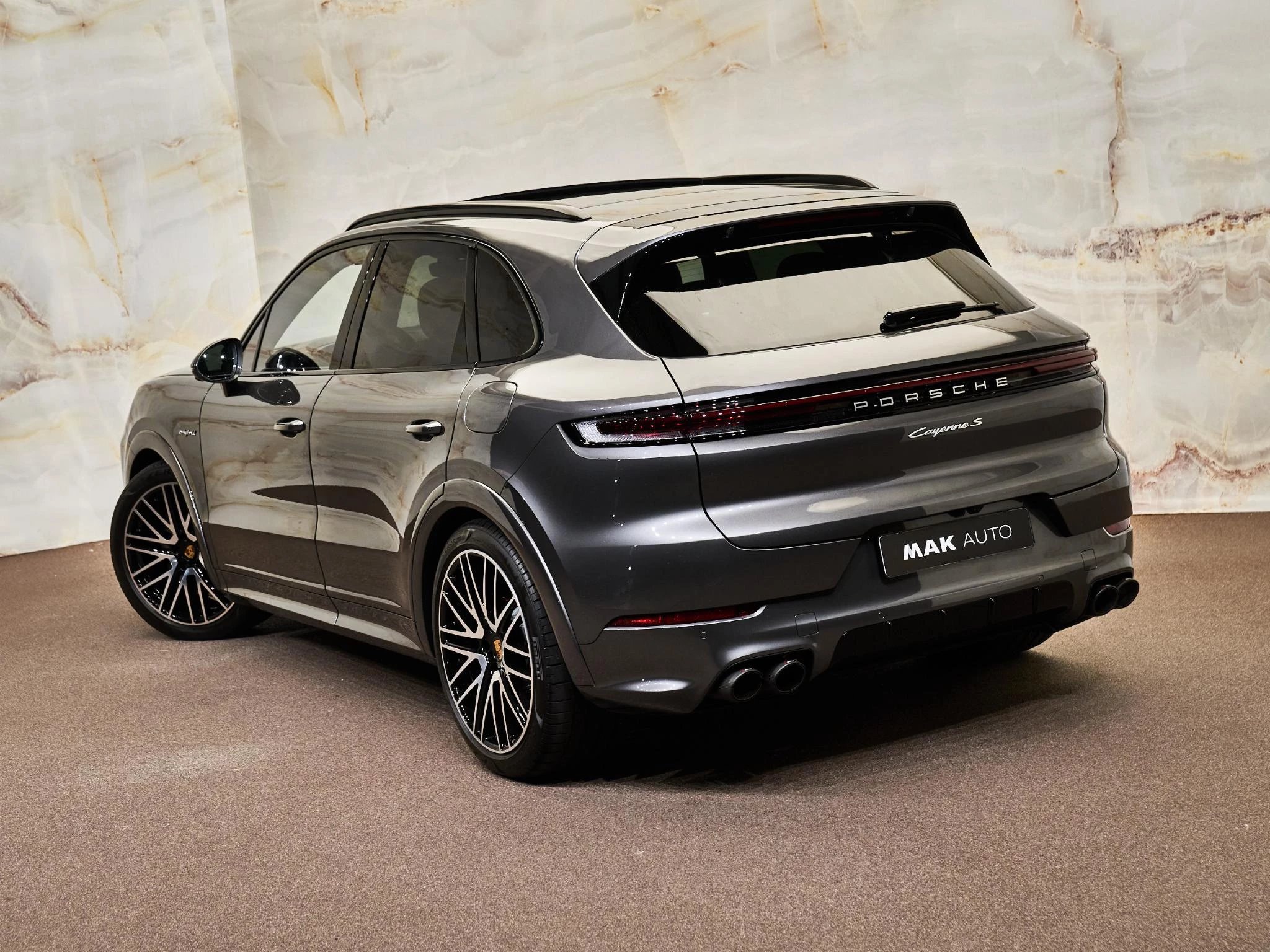 Hoofdafbeelding Porsche Cayenne