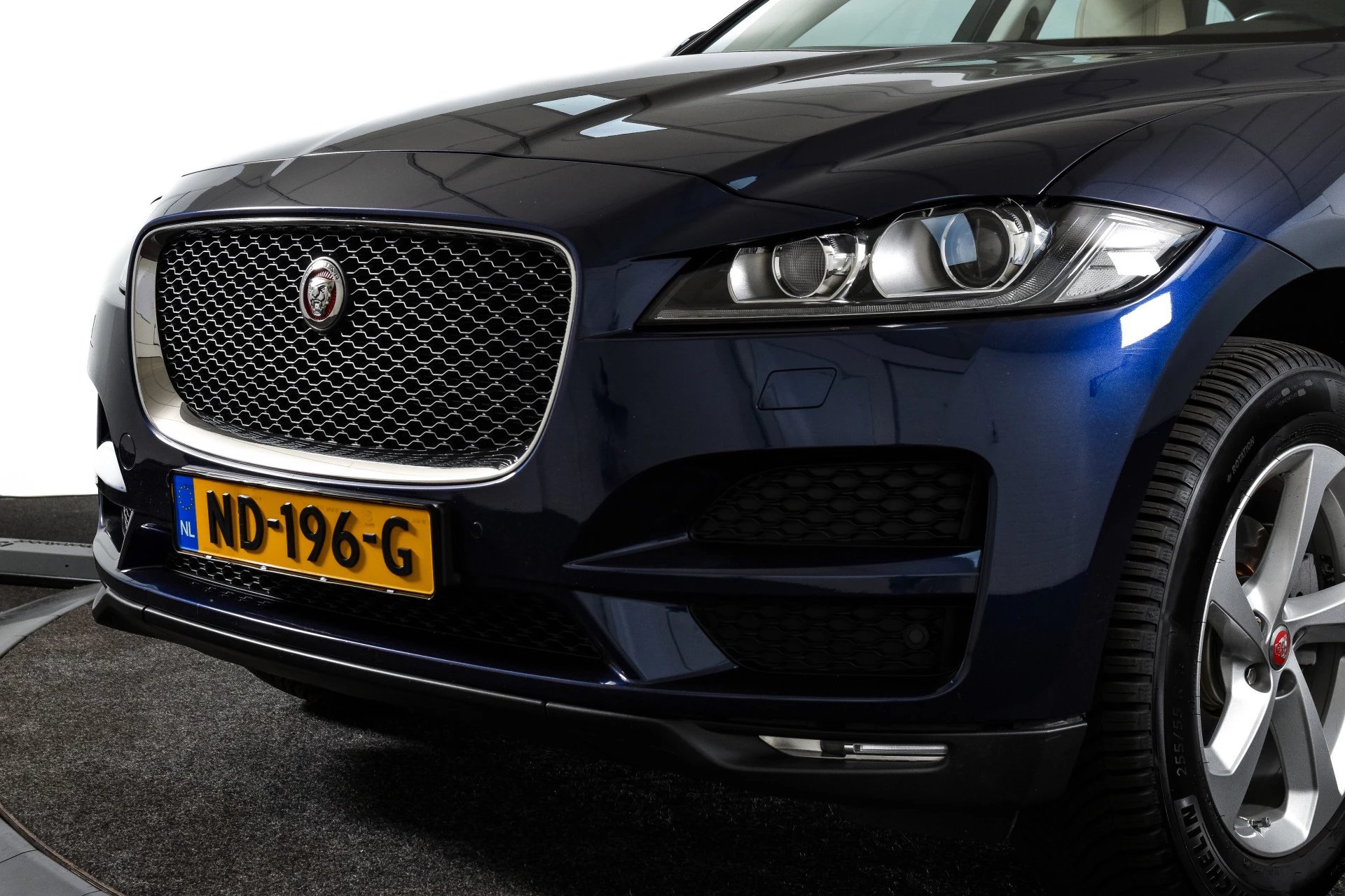 Hoofdafbeelding Jaguar F-PACE