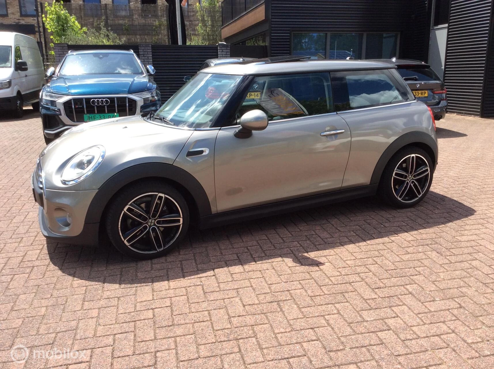 Hoofdafbeelding MINI One