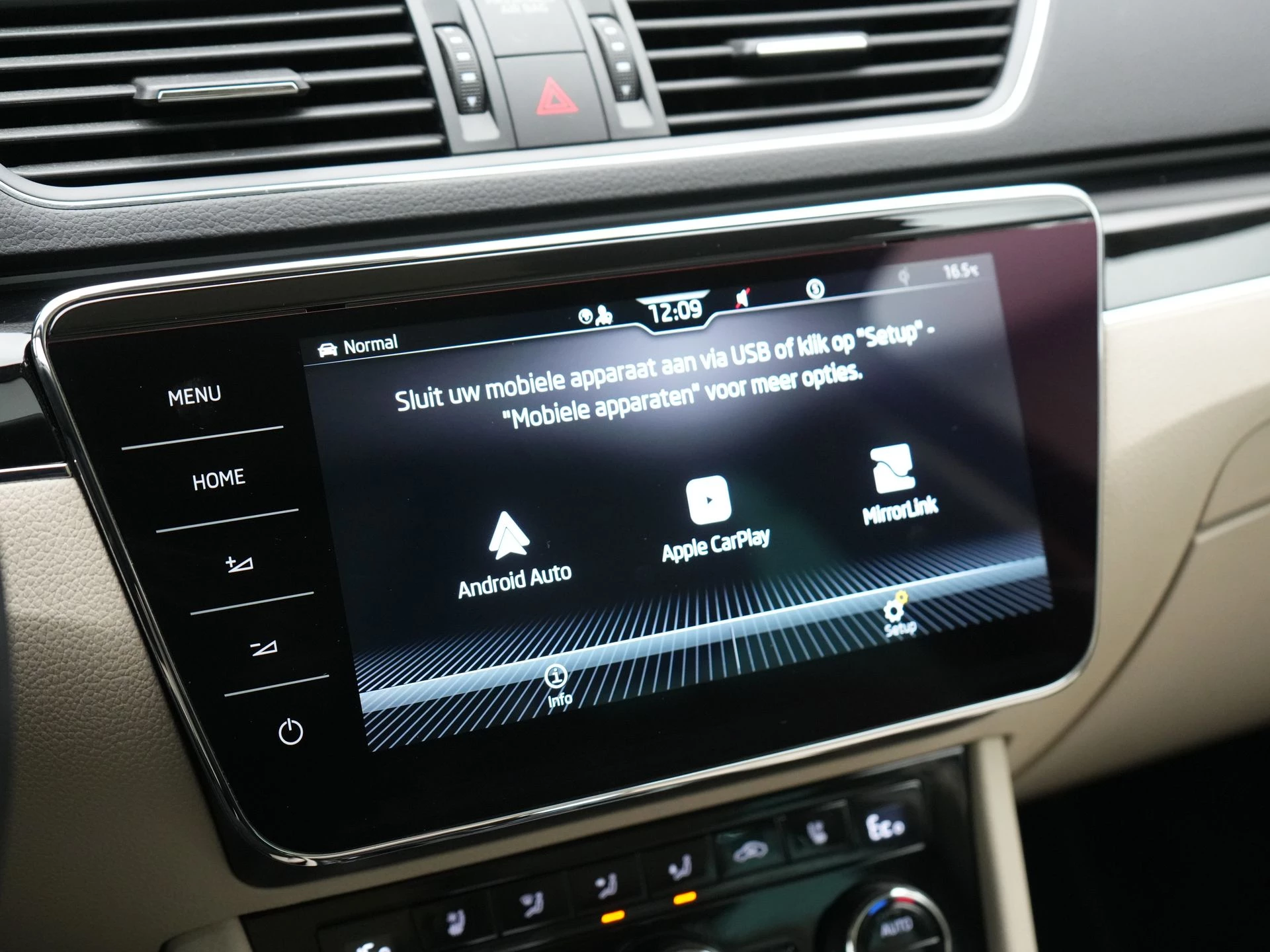 Hoofdafbeelding Škoda Superb