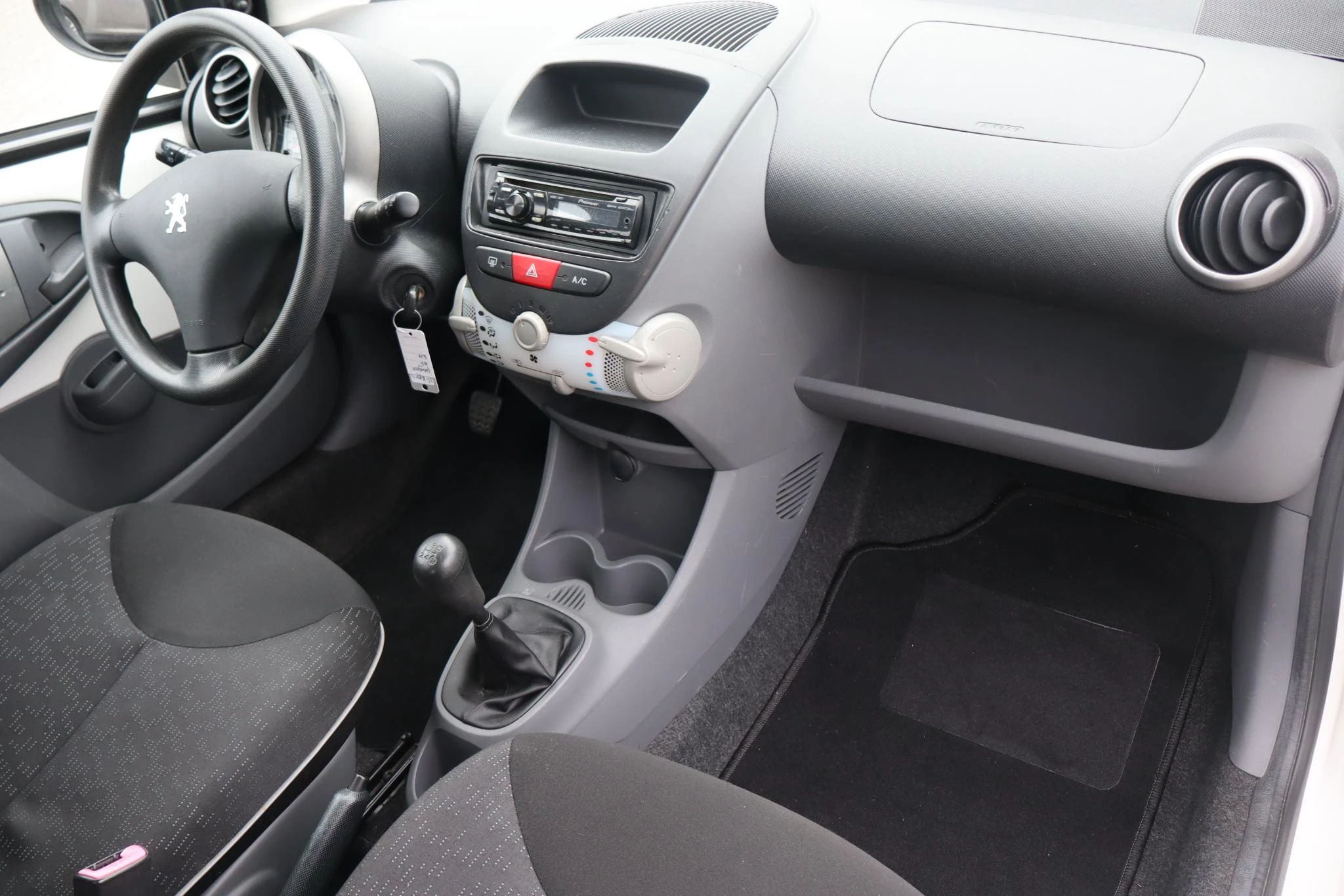 Hoofdafbeelding Peugeot 107