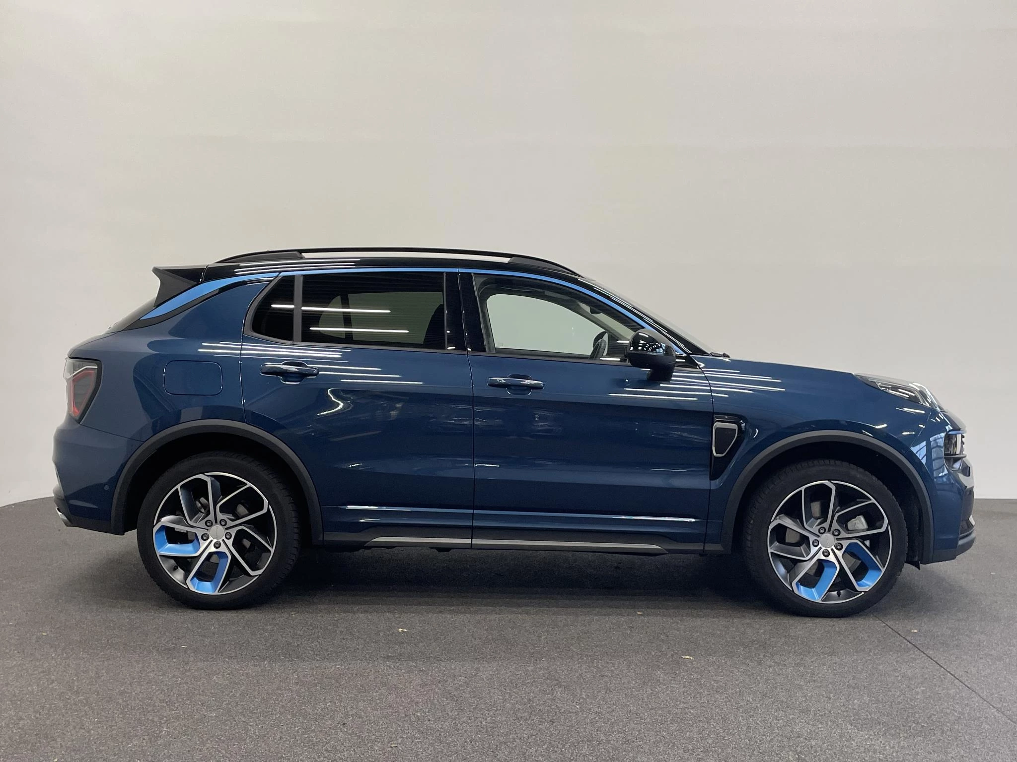 Hoofdafbeelding Lynk & Co 01