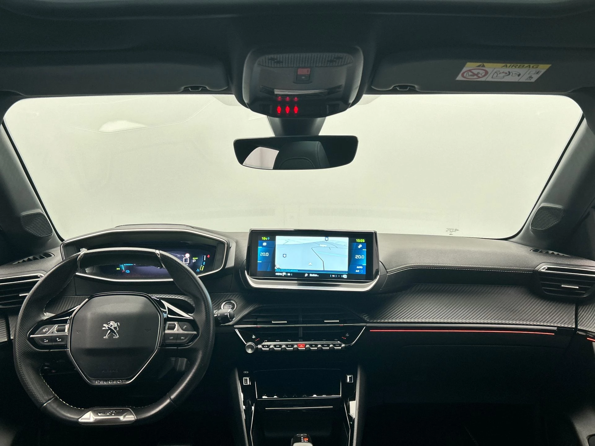 Hoofdafbeelding Peugeot e-208