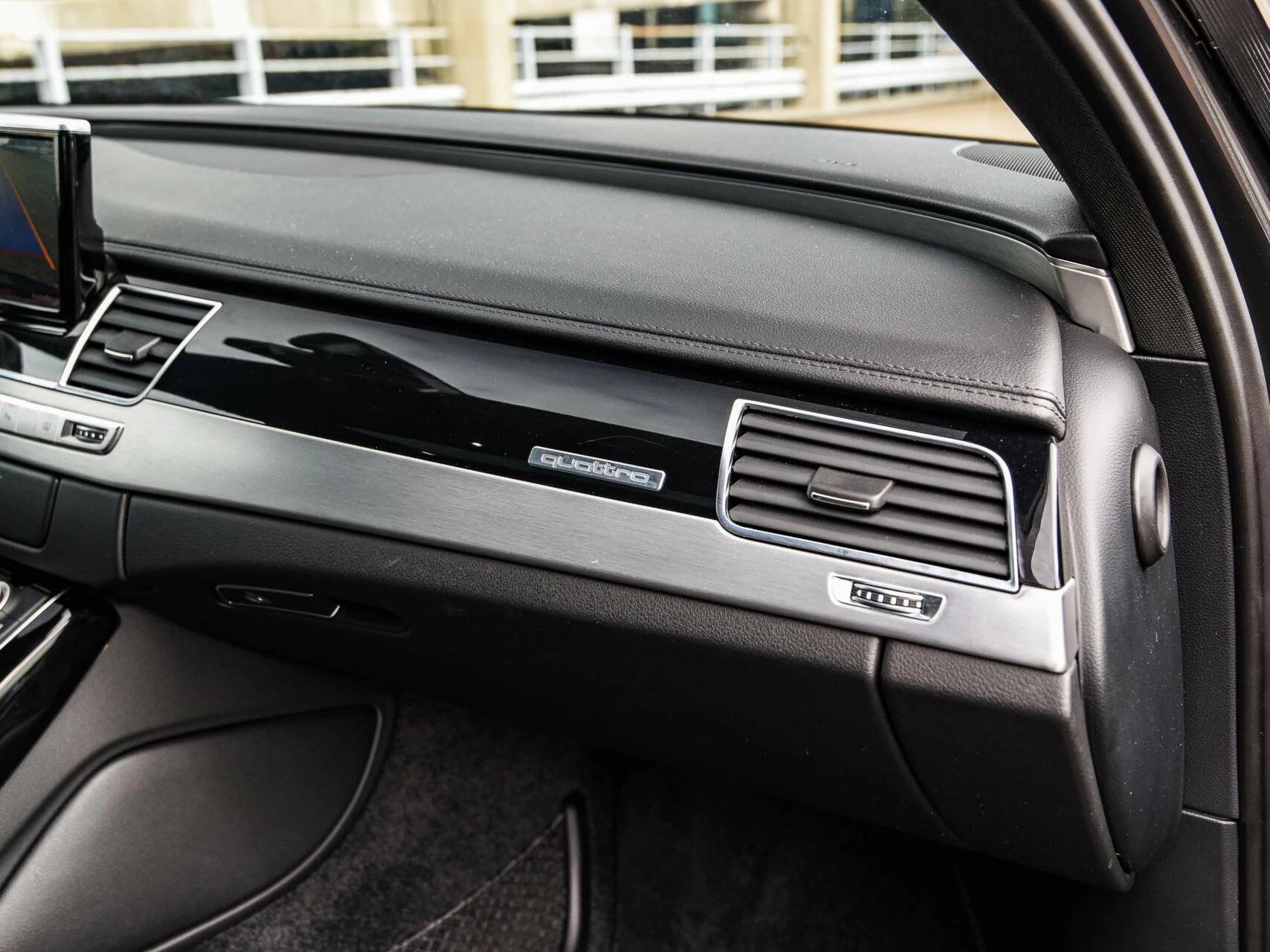 Hoofdafbeelding Audi A8