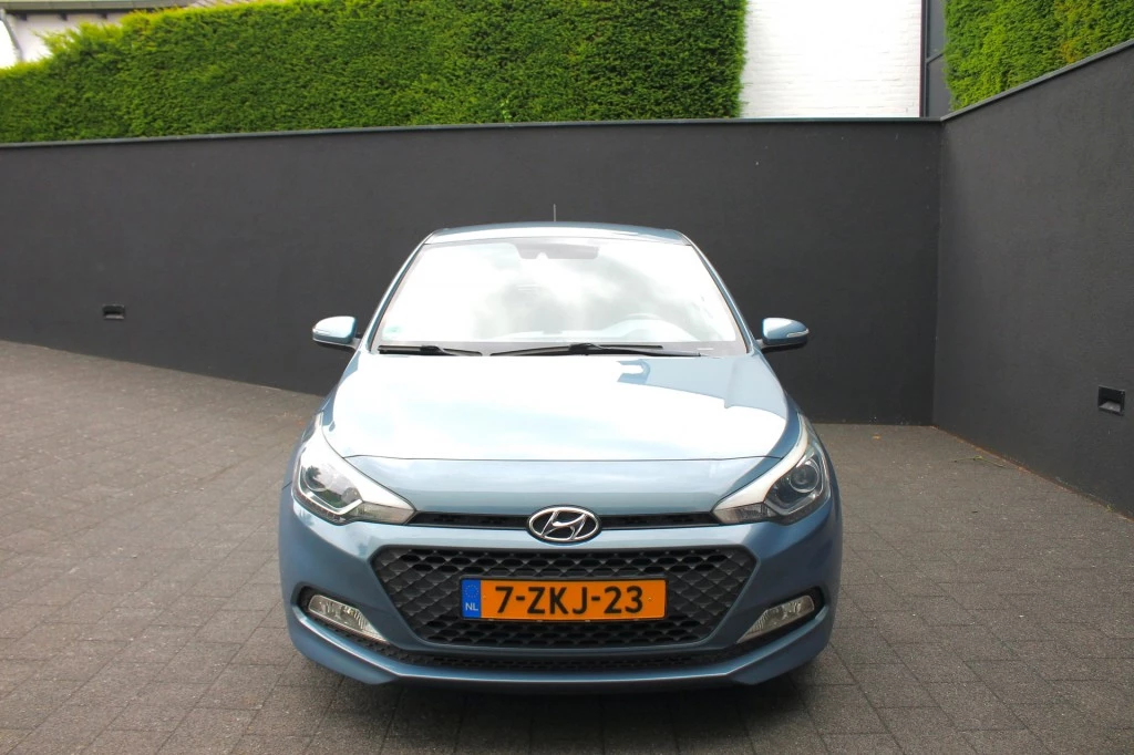Hoofdafbeelding Hyundai i20