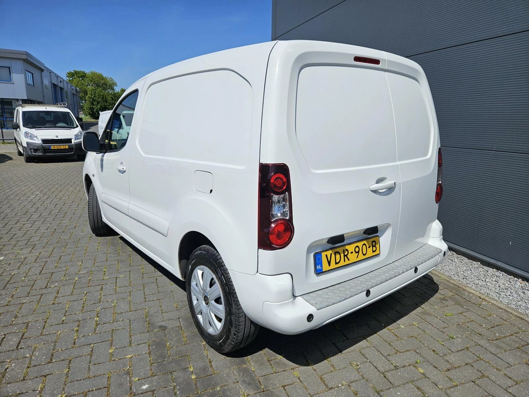 Hoofdafbeelding Peugeot Partner