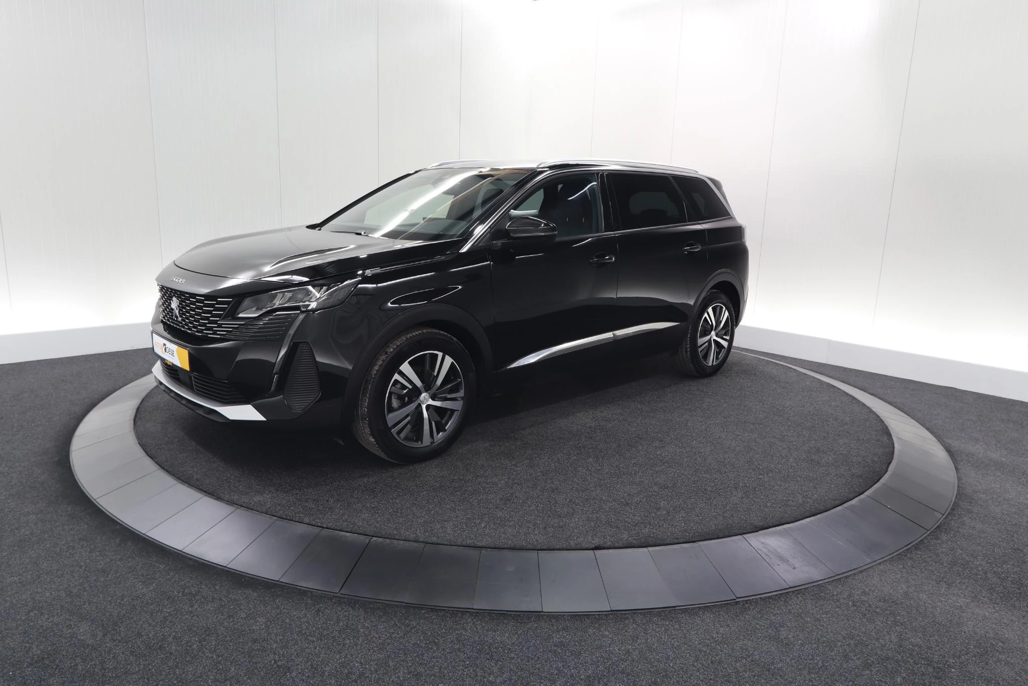 Hoofdafbeelding Peugeot 5008