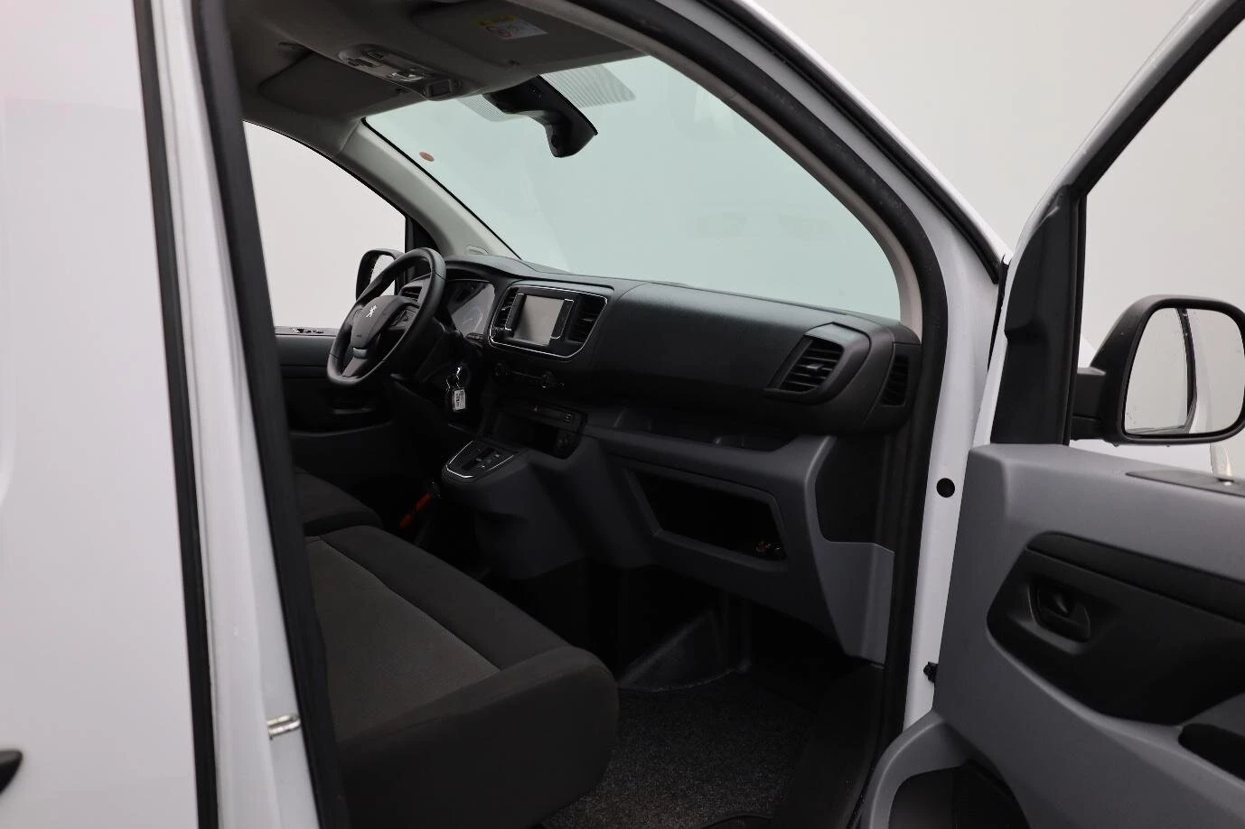 Hoofdafbeelding Peugeot e-Expert