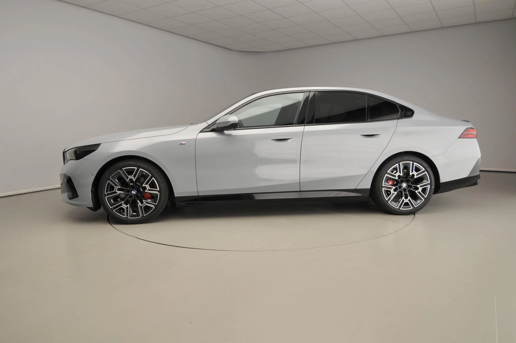 Hoofdafbeelding BMW i5