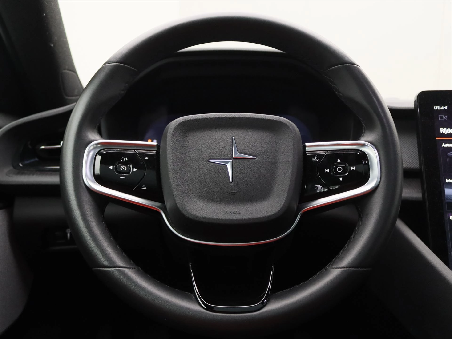 Hoofdafbeelding Polestar 2