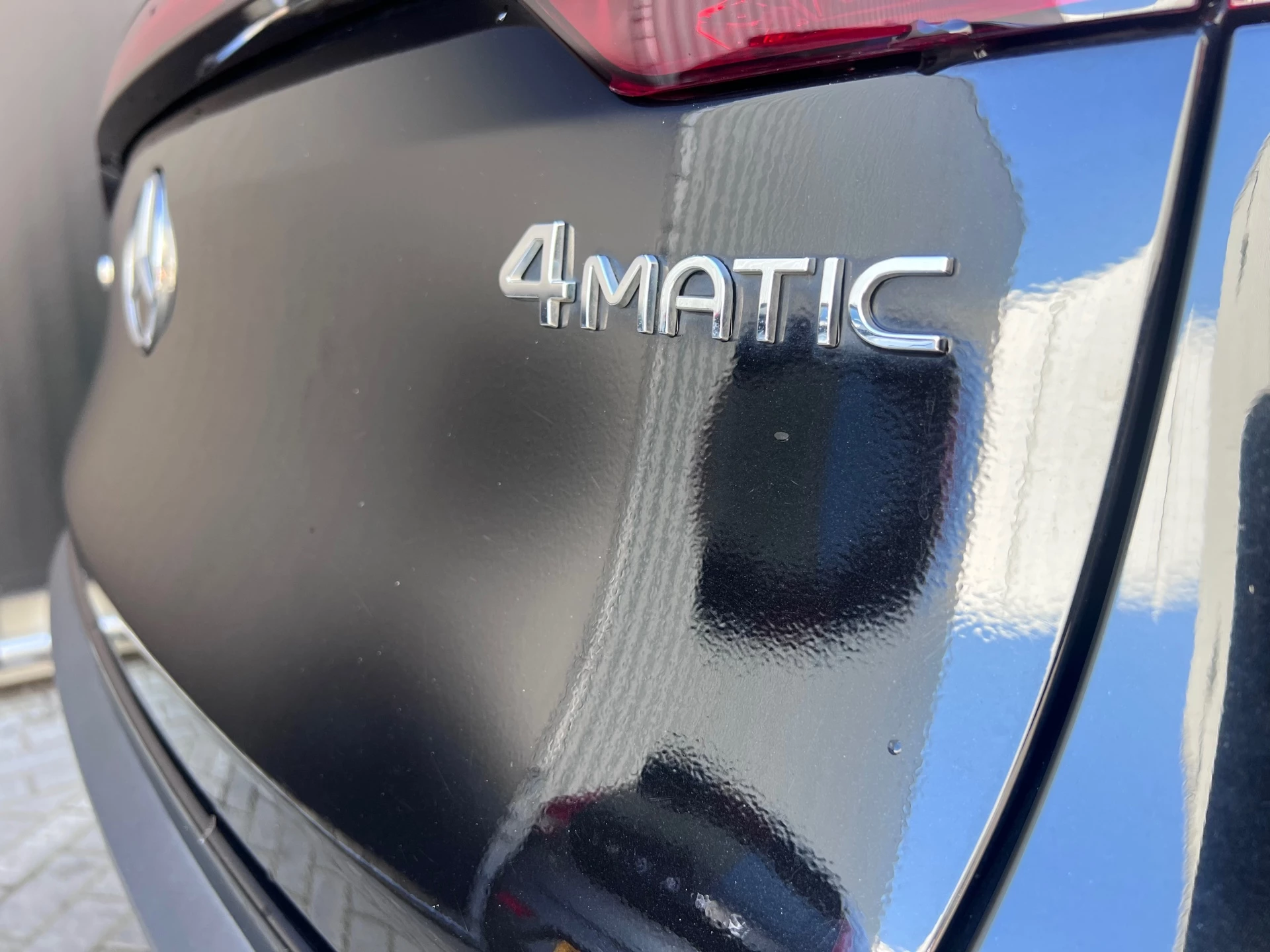 Hoofdafbeelding Mercedes-Benz EQC