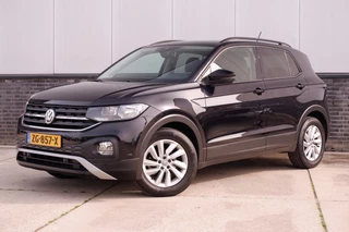 Hoofdafbeelding Volkswagen T-Cross Volkswagen T-Cross 1.0 TSI Life | Navi | Carplay | Adap. Cruise | PDC | Blind-Spot