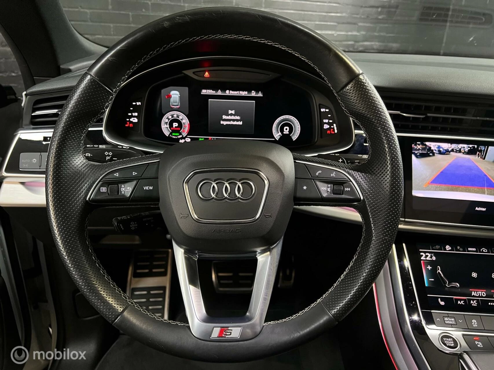 Hoofdafbeelding Audi Q8