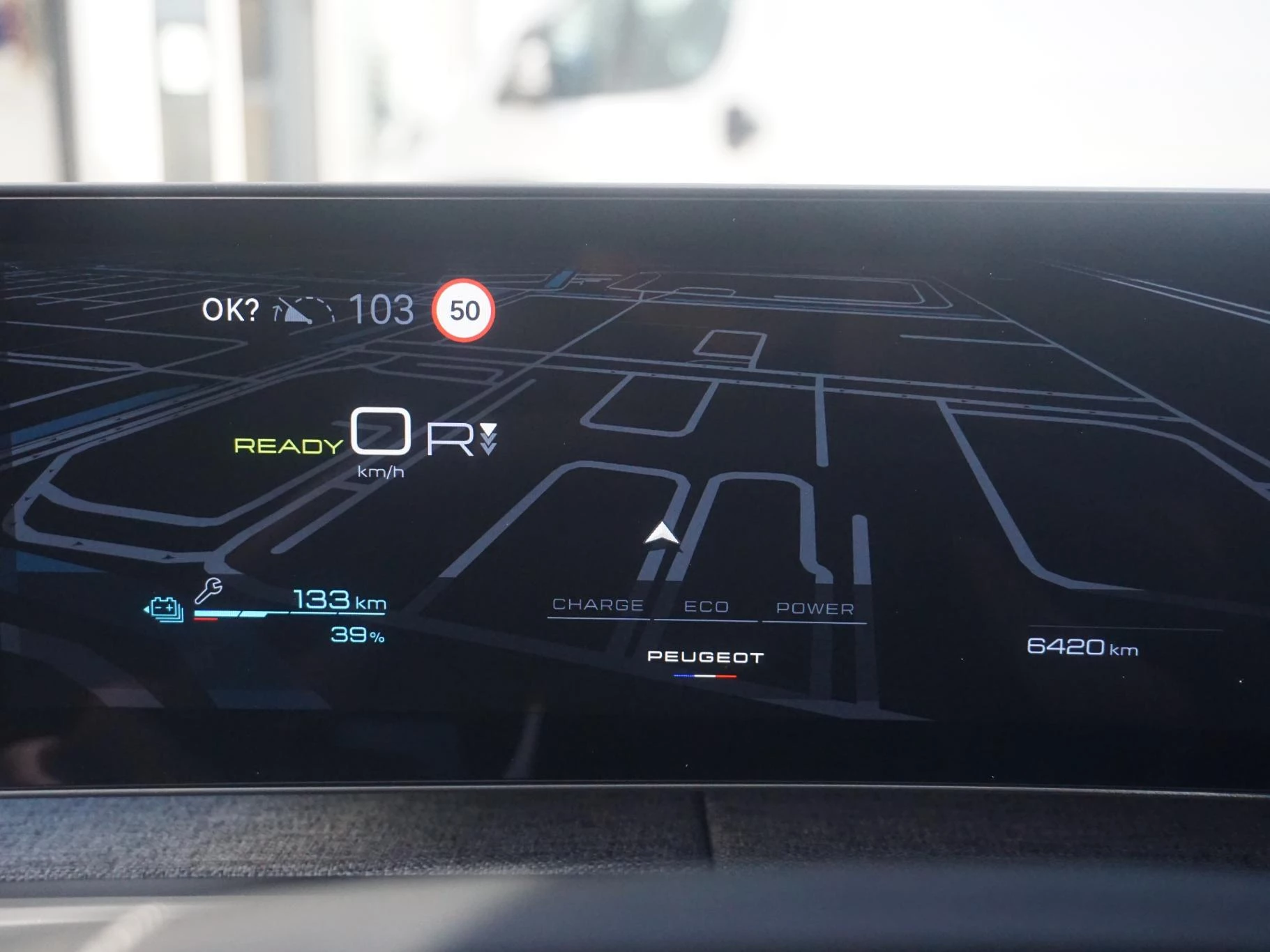 Hoofdafbeelding Peugeot e-5008