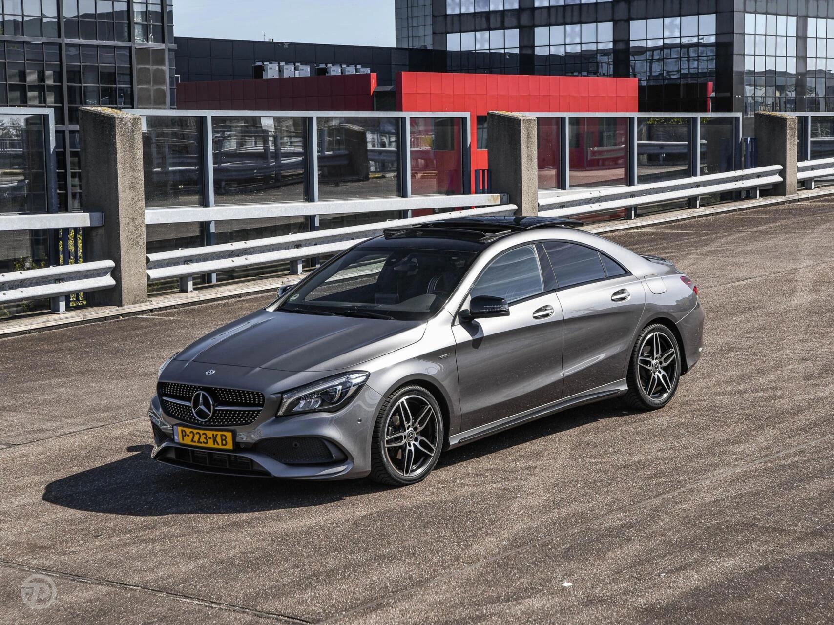 Hoofdafbeelding Mercedes-Benz CLA