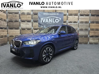 Hoofdafbeelding BMW iX3 BMW IX3 High Executive 80 kWh Pano LED navi Trekhaak 19"LM 96% SOH