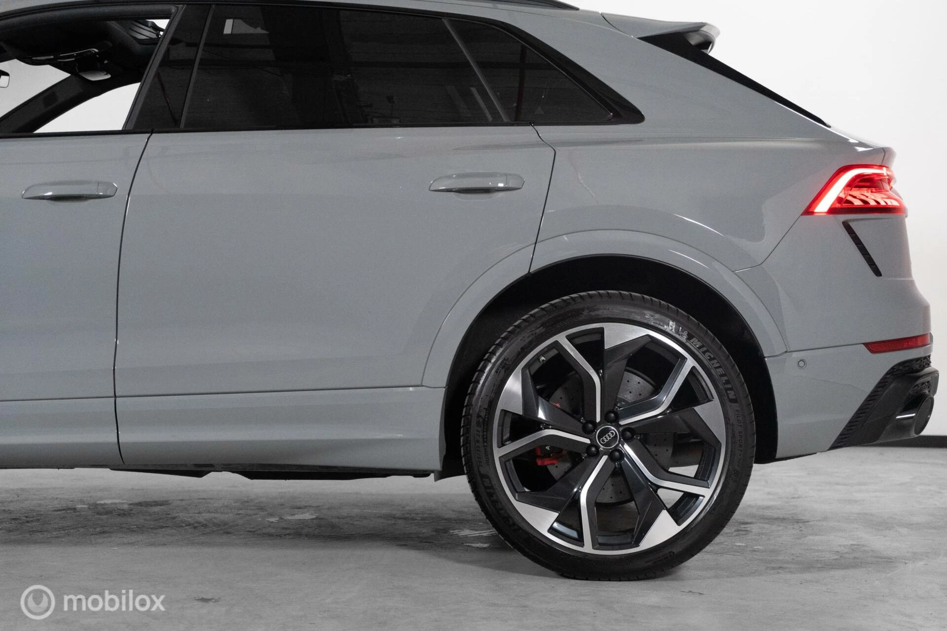 Hoofdafbeelding Audi RSQ8