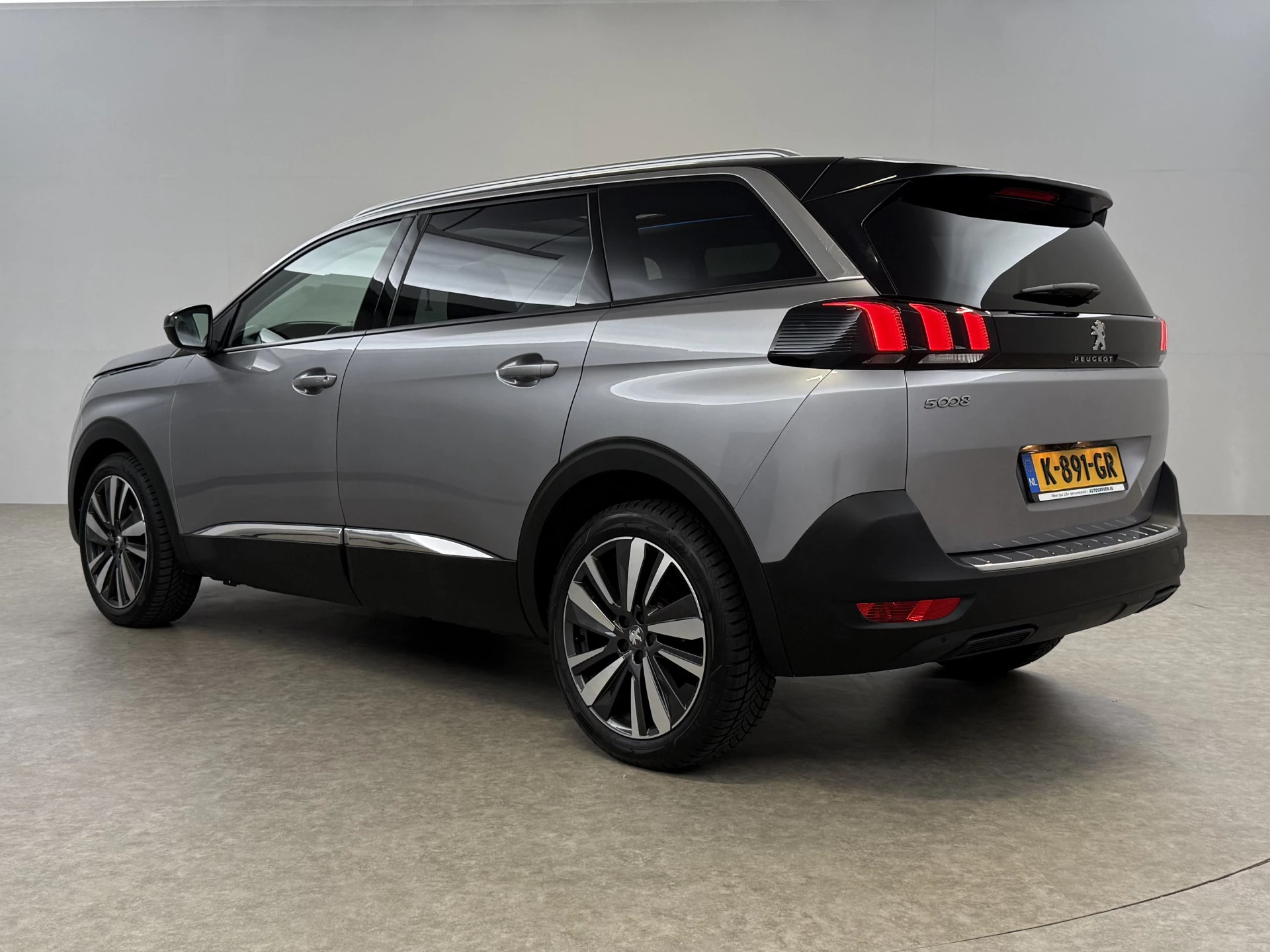 Hoofdafbeelding Peugeot 5008