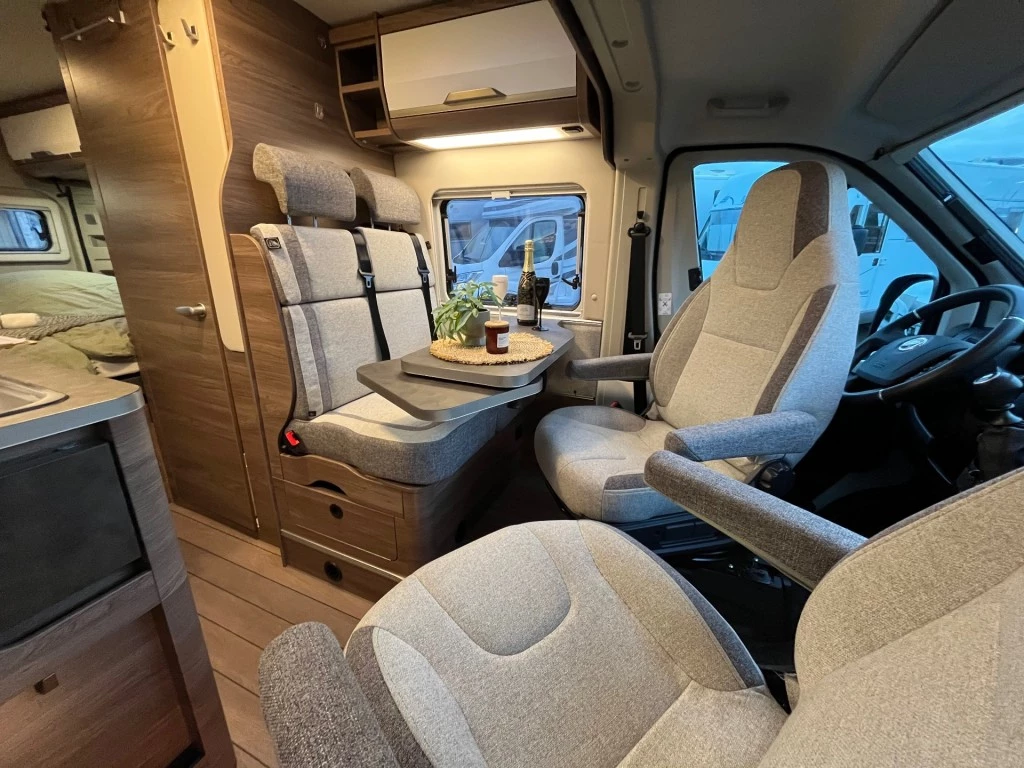 Hoofdafbeelding Knaus Boxlife 6 Meter Lengtebedden