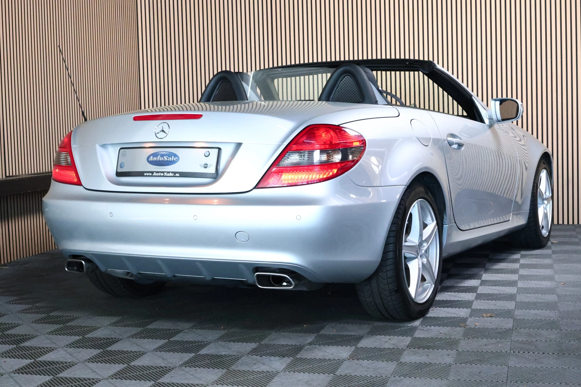 Hoofdafbeelding Mercedes-Benz SLK