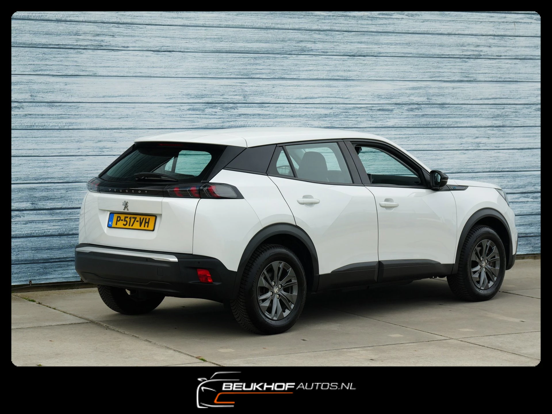 Hoofdafbeelding Peugeot e-2008