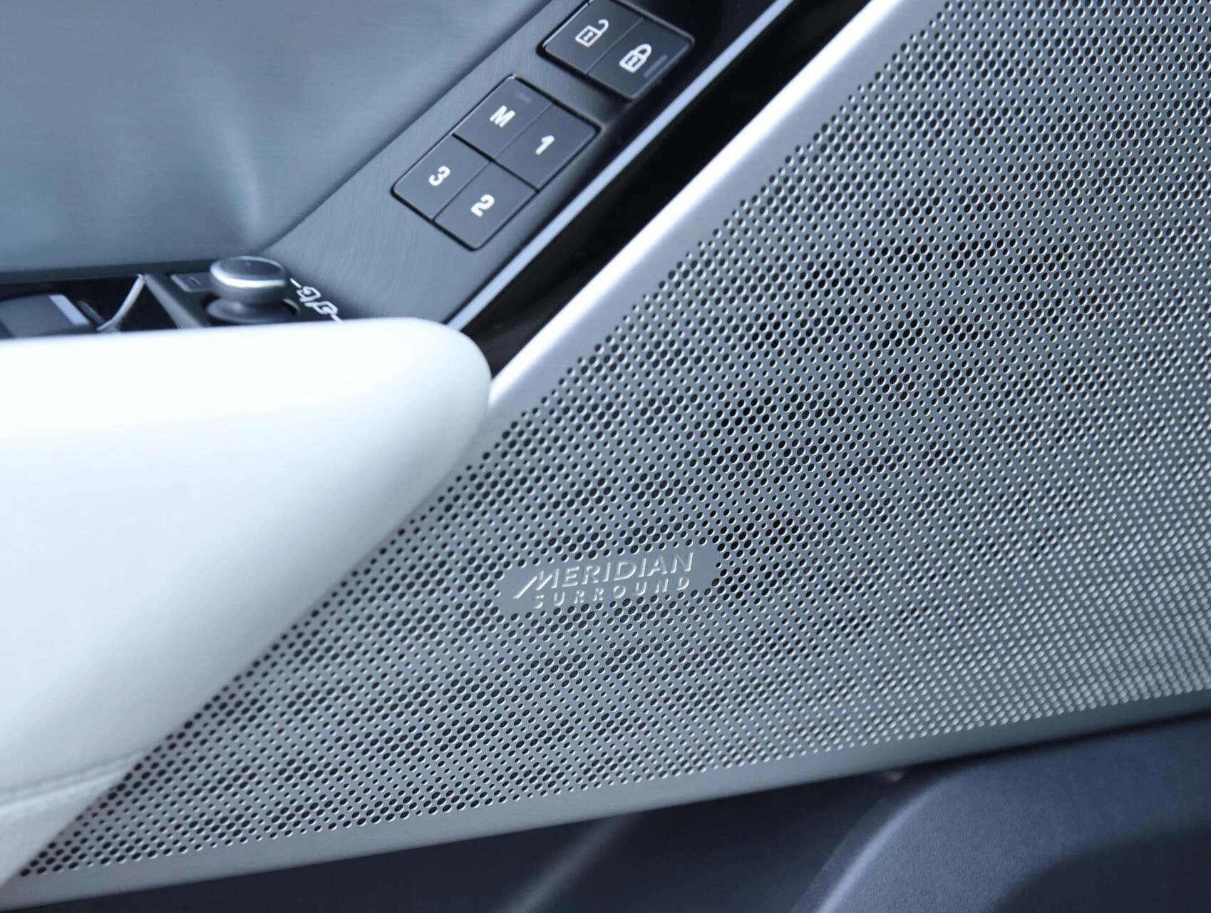 Hoofdafbeelding Land Rover Range Rover Velar