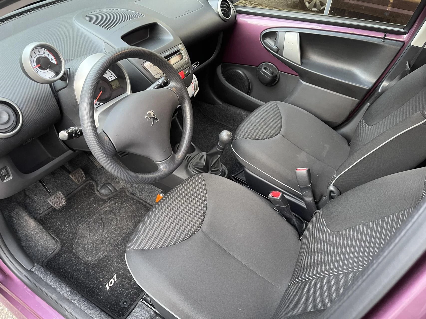 Hoofdafbeelding Peugeot 107