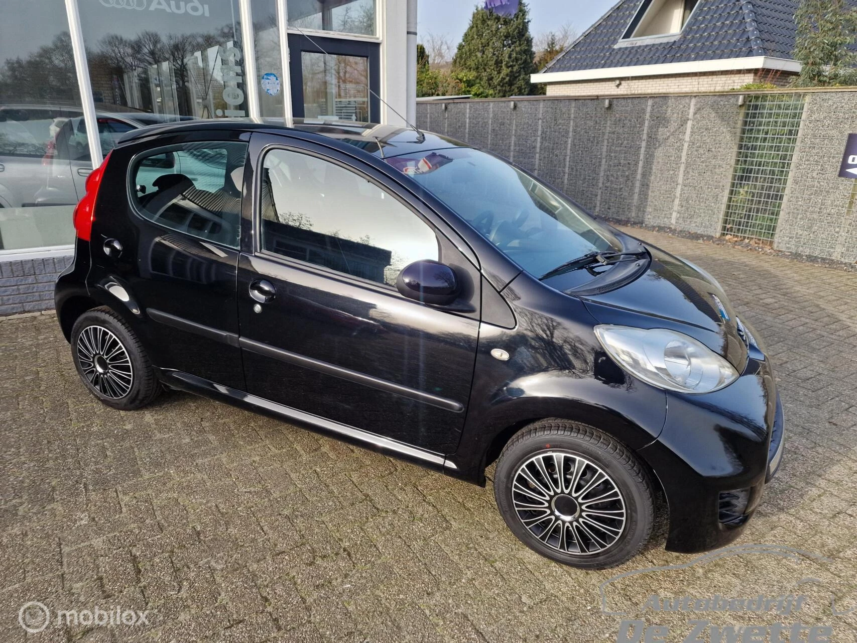 Hoofdafbeelding Peugeot 107