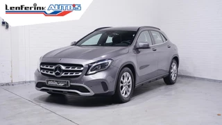 Hoofdafbeelding Mercedes-Benz GLA Mercedes-Benz GLA-klasse 180 Business Solution Limited Navi Clima Camera PDC NAP Leder/stof Sportstoelen Led koplampen Rijklaar!