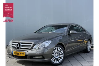 Mercedes-Benz E-Klasse Coupé BWJ 2011 | 200 184PK Avantgarde AUTOMAAT | TREKHAAK | LEDER/STOF | XENON | PDC 2X | CAMERA A | CLIMA | NAVI |