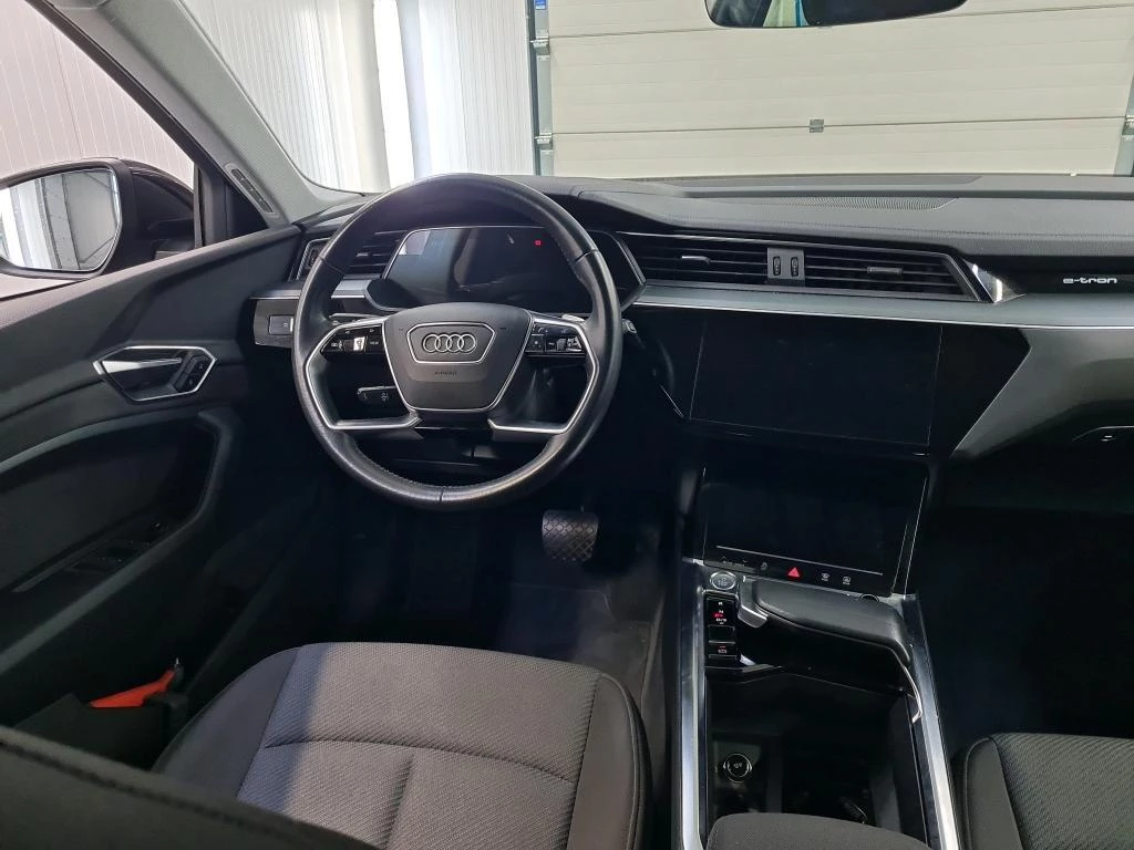 Hoofdafbeelding Audi e-tron