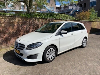 Mercedes-Benz B-Klasse 180 D BUSINESS AUTOMAAT LEER