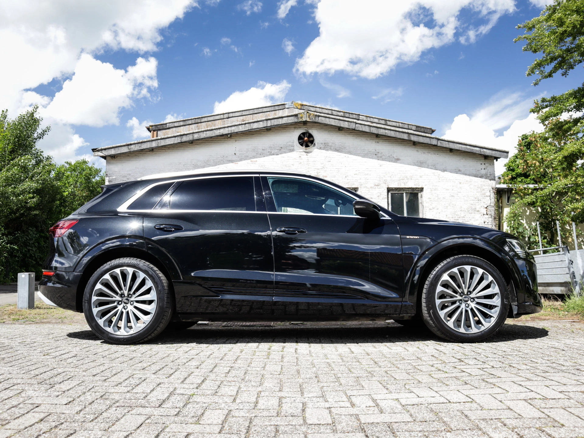 Hoofdafbeelding Audi e-tron