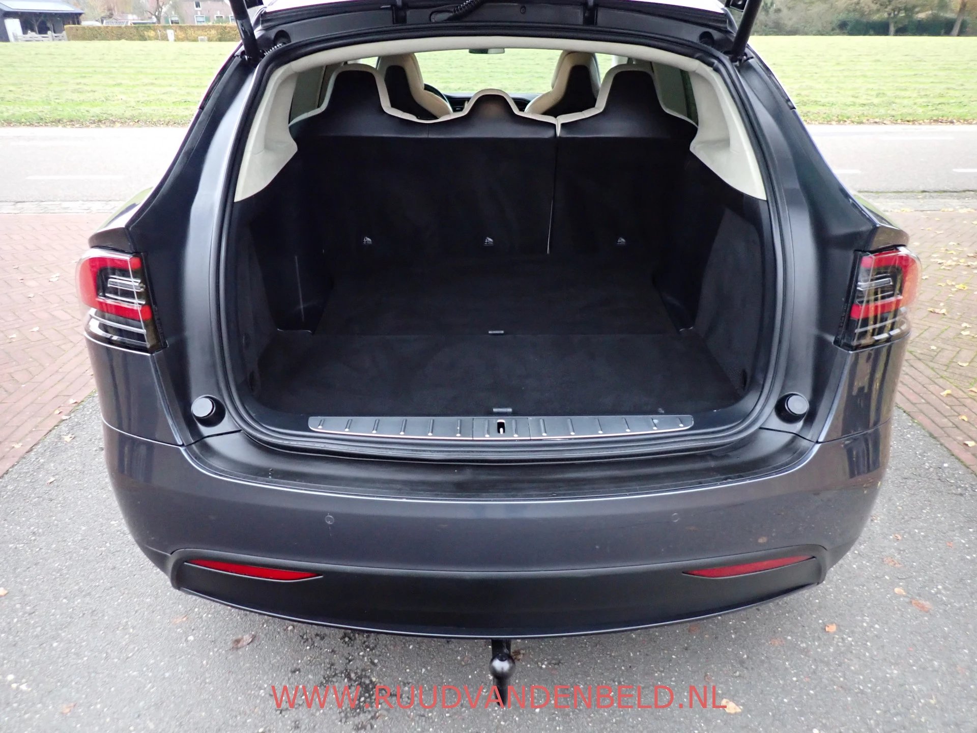 Hoofdafbeelding Tesla Model X