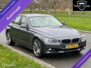 BMW 3-serie 320i High Executive Cremeleer Navi Pdc Headup