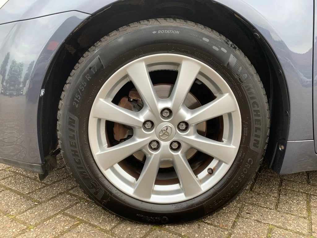 Hoofdafbeelding Toyota Avensis