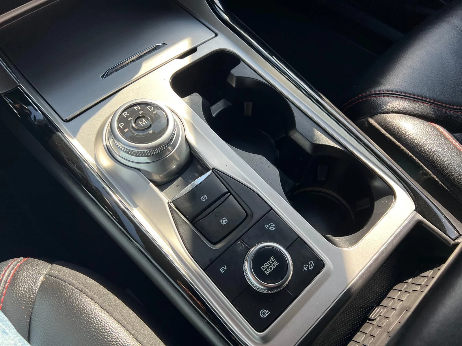 Hoofdafbeelding Ford Explorer