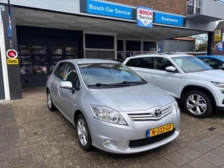 Toyota Auris 1.6 DYNAMIC