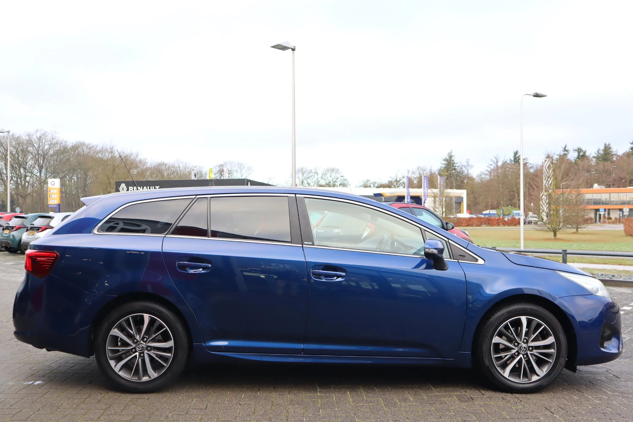 Hoofdafbeelding Toyota Avensis