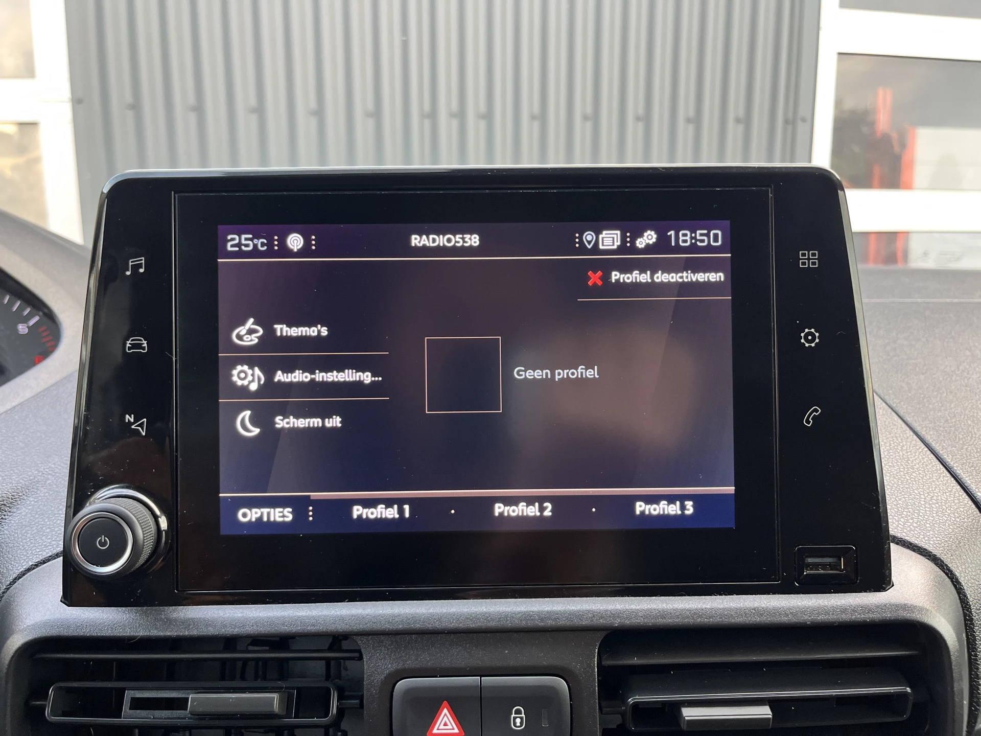Hoofdafbeelding Peugeot Partner