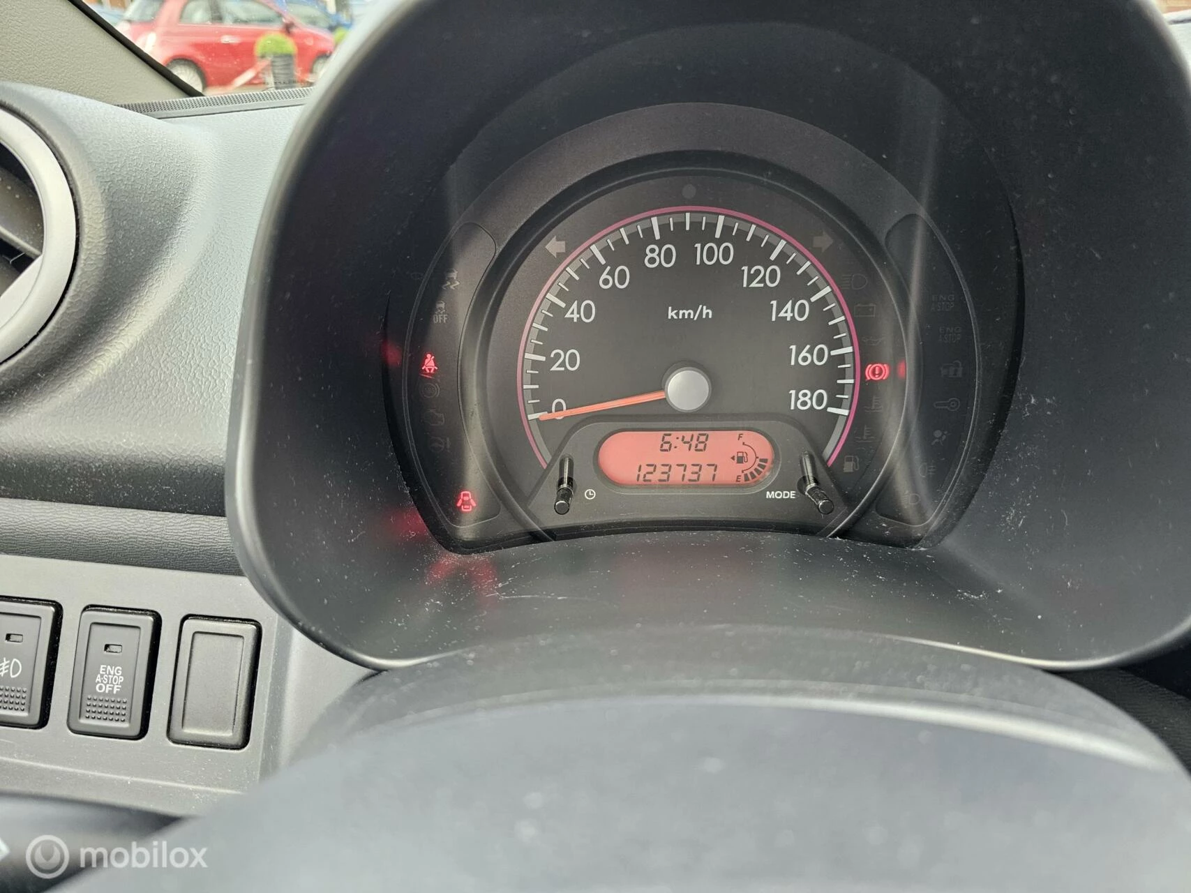 Hoofdafbeelding Nissan Pixo