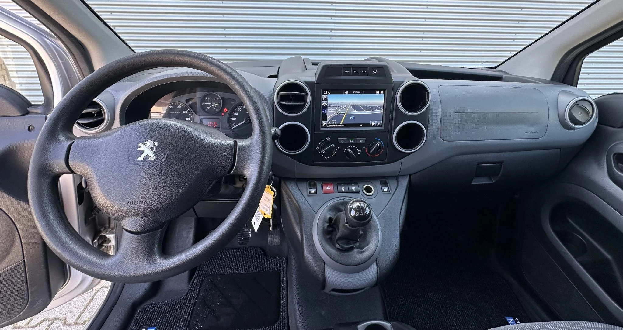 Hoofdafbeelding Peugeot Partner