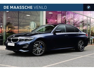 BMW 3 Serie 320e High Executive M Sport Automaat / Schuif-kanteldak / Sportstoelen / Achteruitrijcamera / Stuurverwarming / LED / Head-Up / Harman Kardon / Stoelverwarming