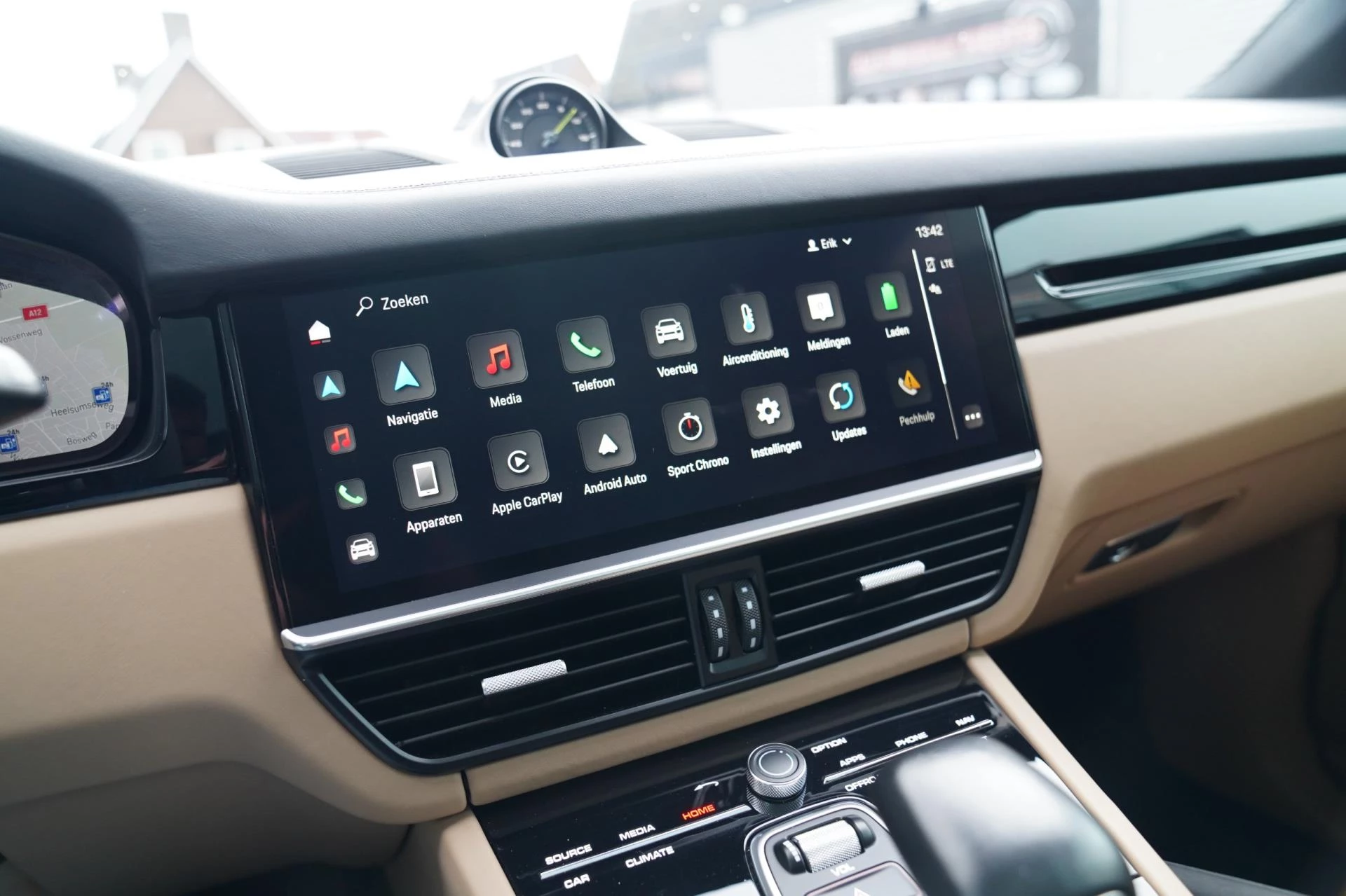 Hoofdafbeelding Porsche Cayenne