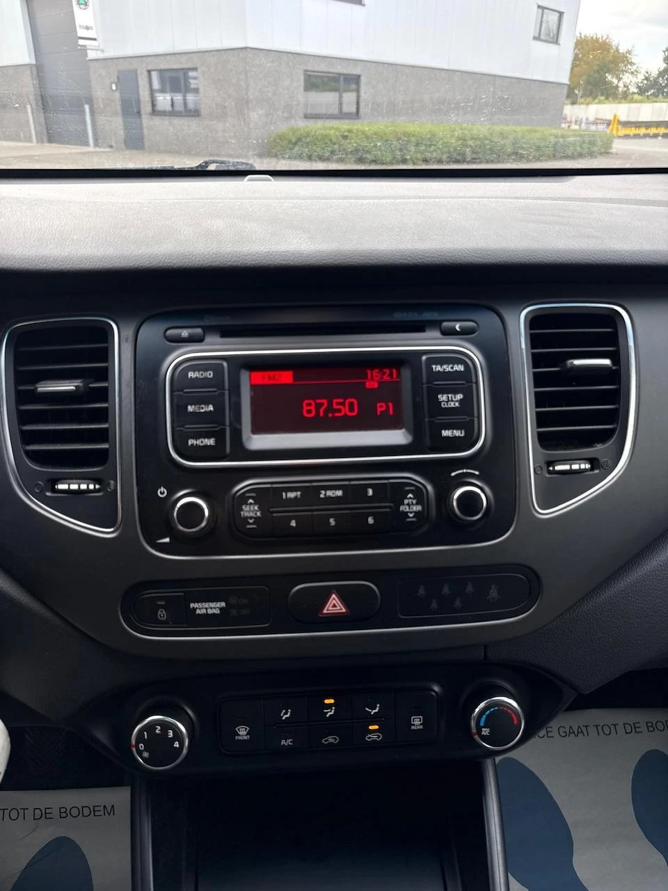 Hoofdafbeelding Kia Carens