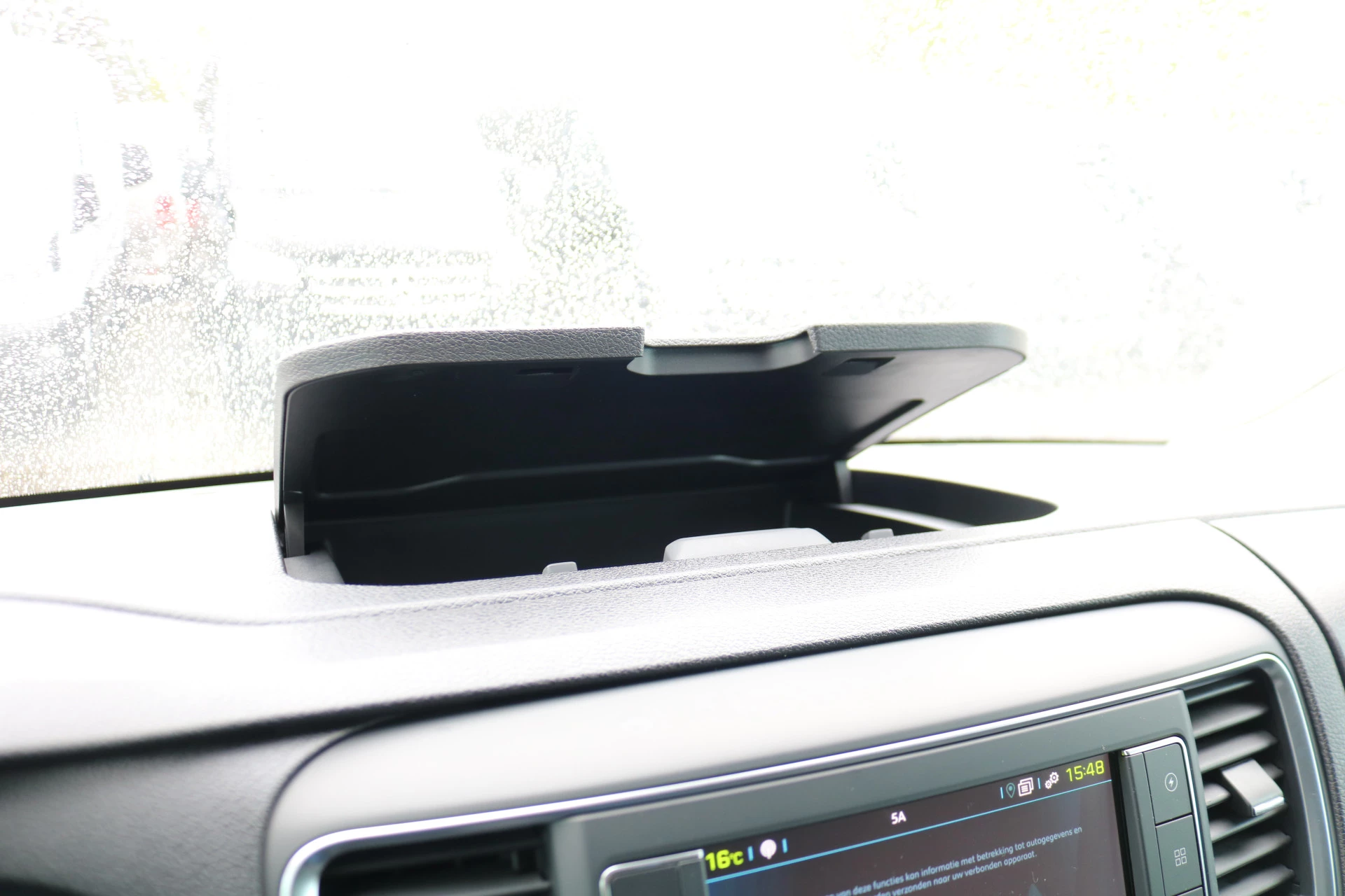 Hoofdafbeelding Peugeot e-Expert