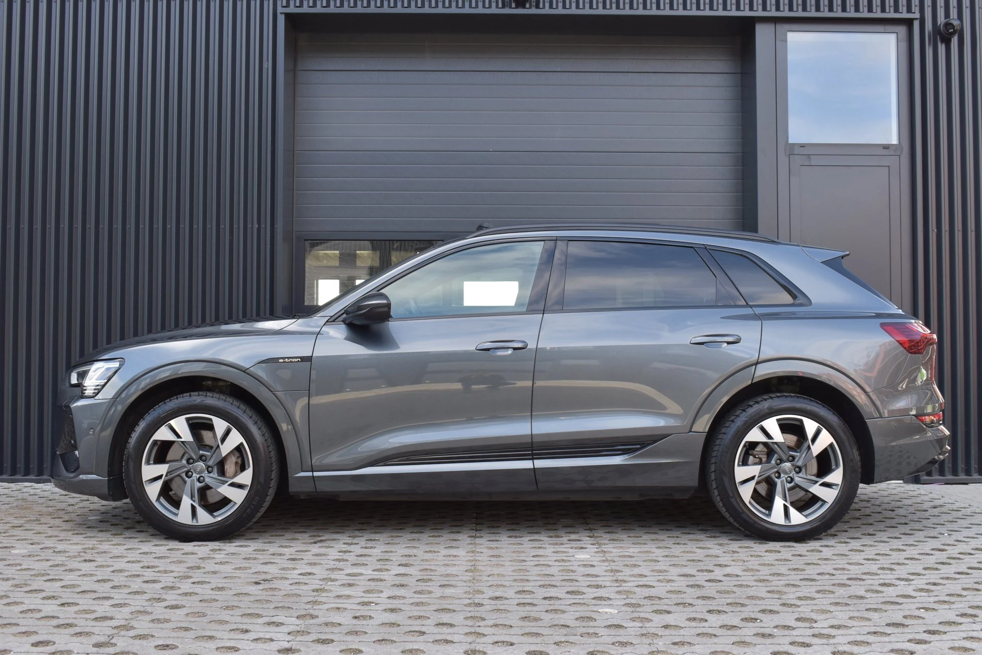 Hoofdafbeelding Audi e-tron