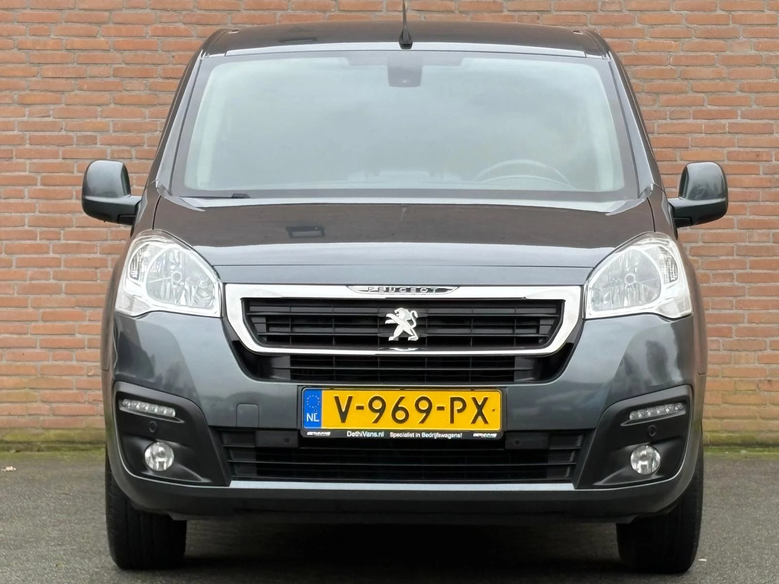 Hoofdafbeelding Peugeot Partner