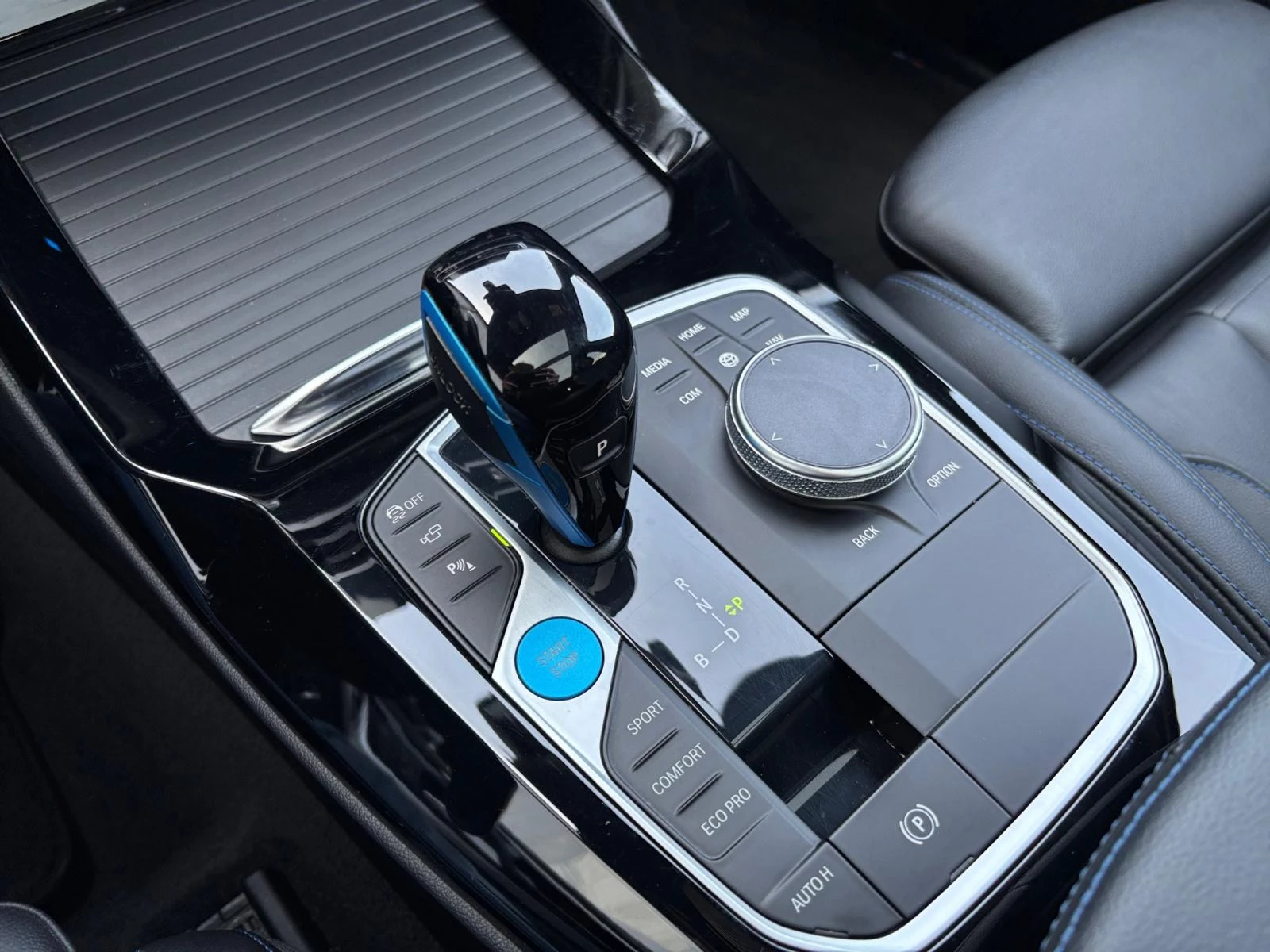 Hoofdafbeelding BMW iX3